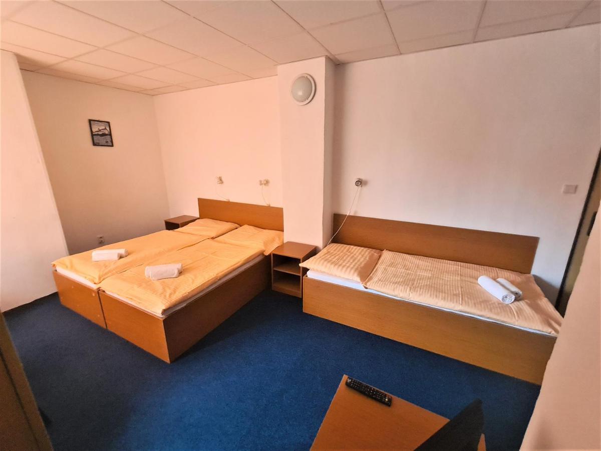 Penzion Olympia Banská Bystrica Dış mekan fotoğraf