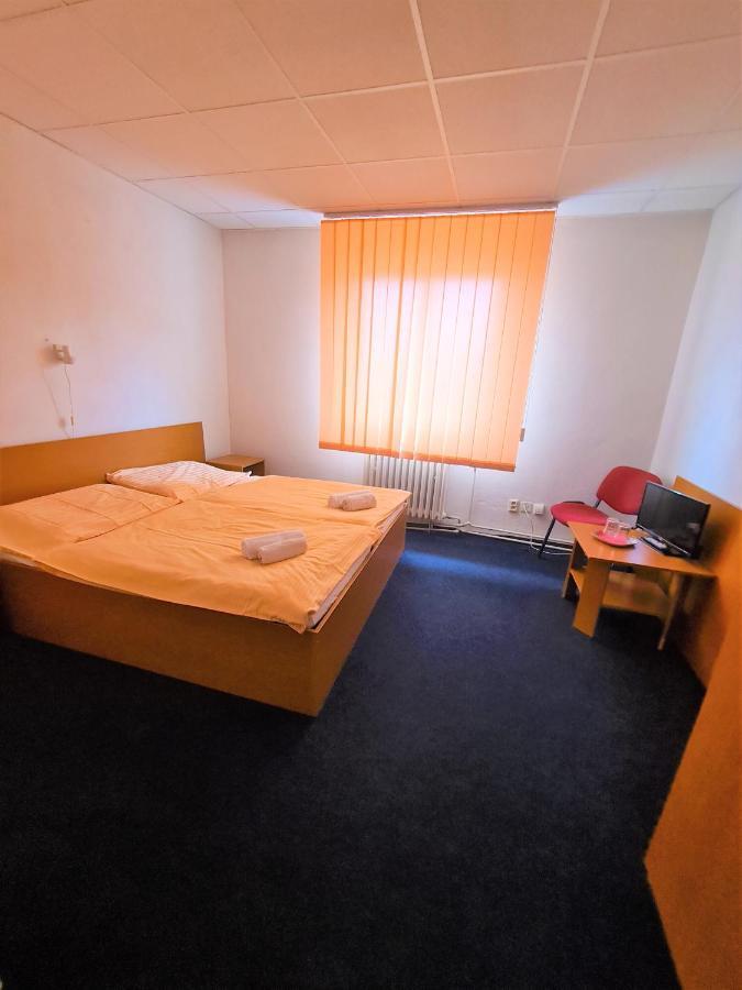 Penzion Olympia Banská Bystrica Dış mekan fotoğraf