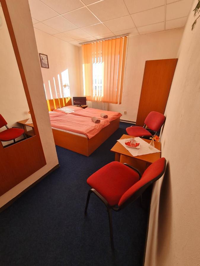 Penzion Olympia Banská Bystrica Dış mekan fotoğraf