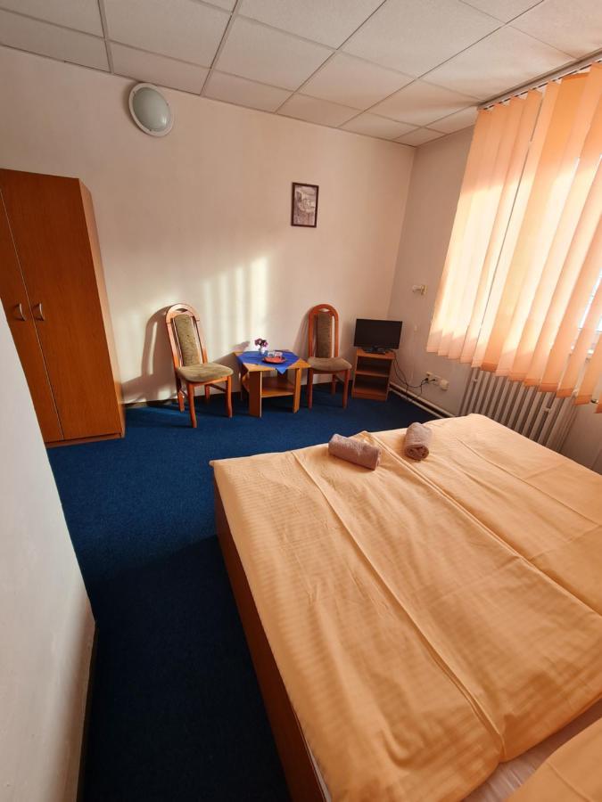 Penzion Olympia Banská Bystrica Dış mekan fotoğraf