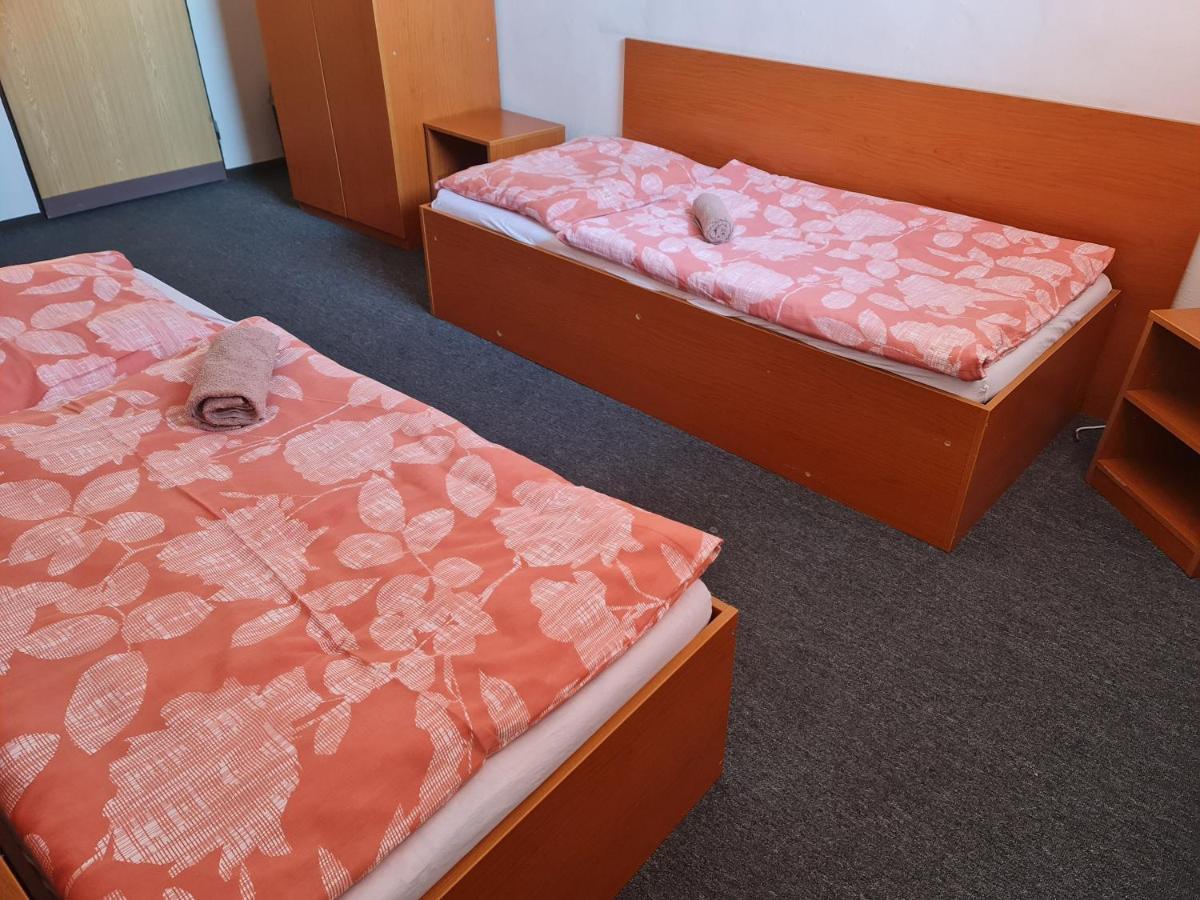 Penzion Olympia Banská Bystrica Dış mekan fotoğraf