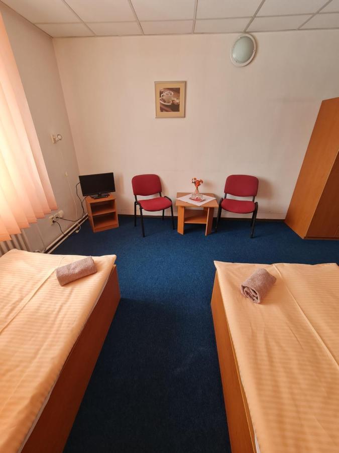 Penzion Olympia Banská Bystrica Dış mekan fotoğraf