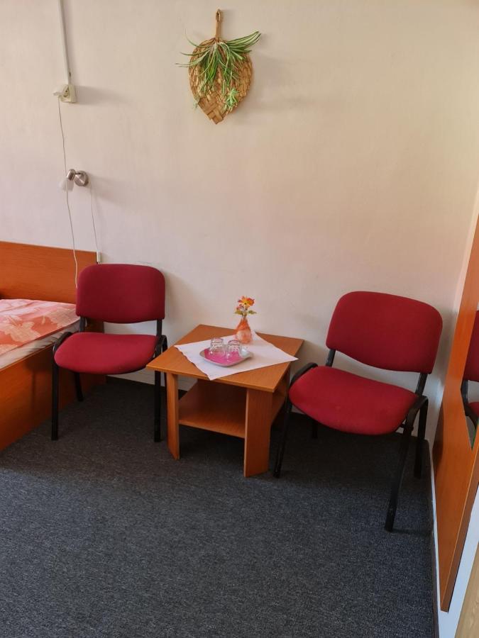 Penzion Olympia Banská Bystrica Dış mekan fotoğraf