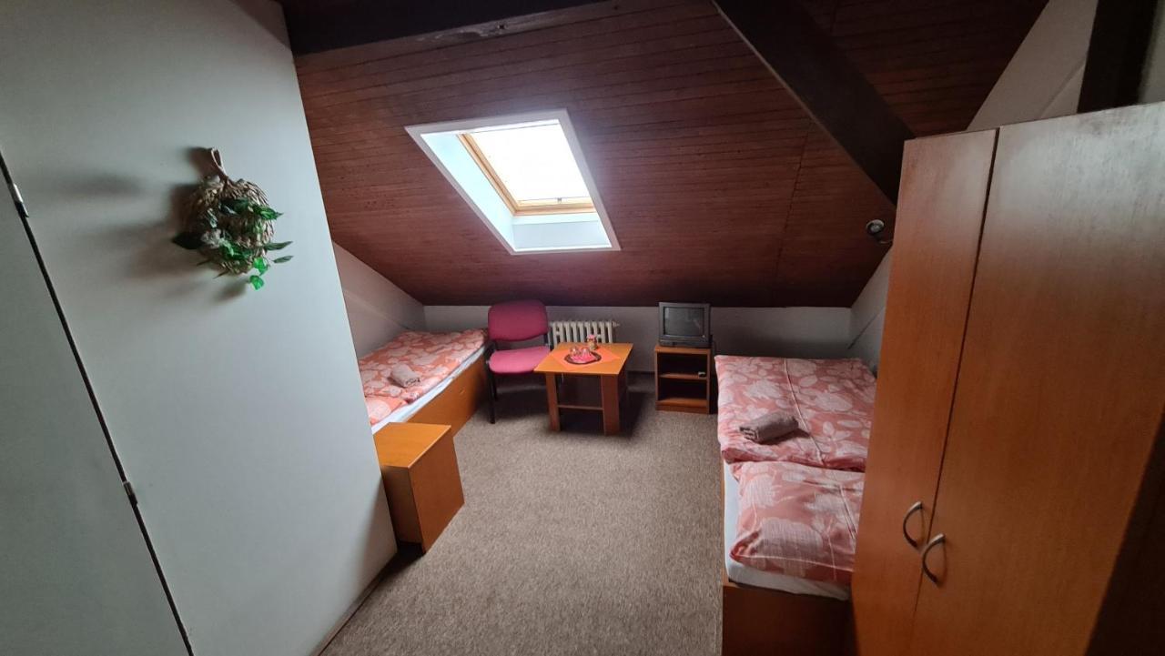 Penzion Olympia Banská Bystrica Dış mekan fotoğraf