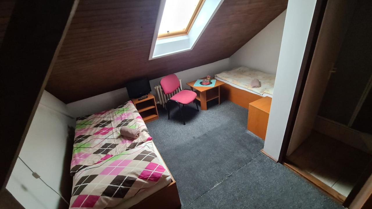 Penzion Olympia Banská Bystrica Dış mekan fotoğraf